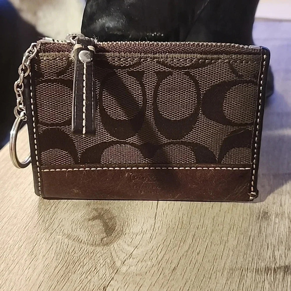 Coach Handbags - COACH CARD HOLDER